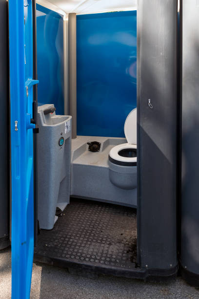 Portable bathroom rental in Edinburg, VA